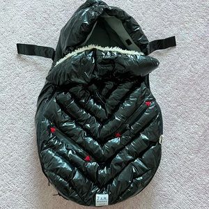 7am enfant black Polar Igloo - infant/0-12mths size. Stroller/car seat Footmuff